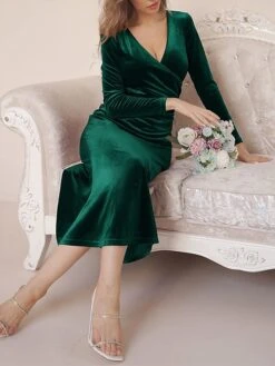 Women‘s Christmas Prom Dress Party Dress Velvet Dress Long Dress Maxi Dress Black Wine Dark Green Long Sleeve Pure Color Ruched Spring Fall Winter V Neck Fashion Winter Dress Birthday Evening Party -Tesla Style aemmpw1691402339081