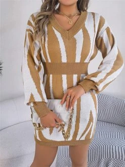 Women's Sweater Dress Winter Dress Jumper Dress Mini Dress Warm Stripe Outdoor Casual Holiday Vacation V Neck Long Sleeve Patchwork 2023 Loose Fit Green Khaki Rose Red S M L -Tesla Style sssnyn1696926511073